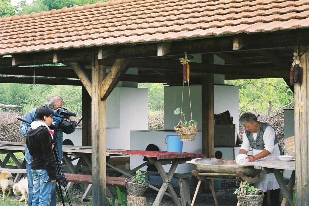 Vizimalom Kemping, Panzió és Étterem Turistvandi Exterior foto